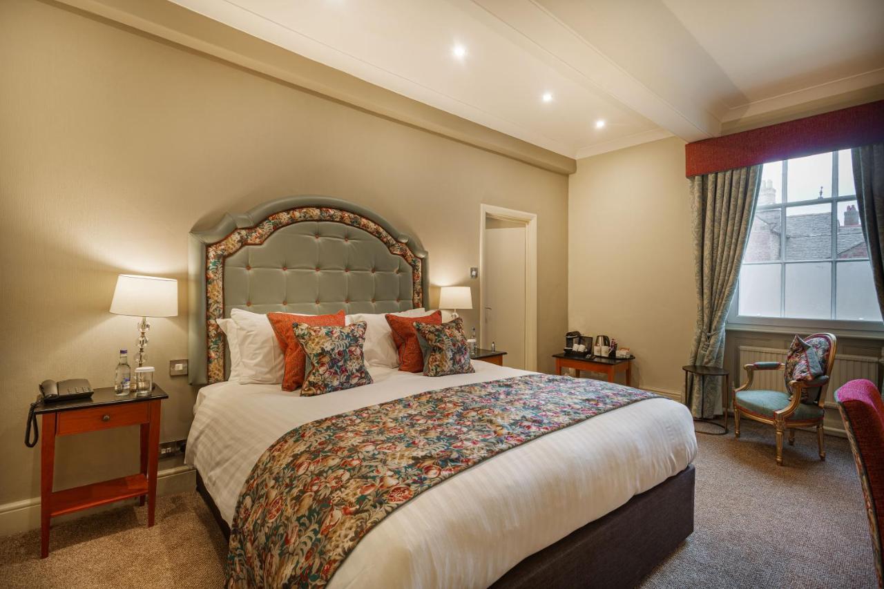 The Wynnstay Hotel, Oswestry, Shropshire Esterno foto