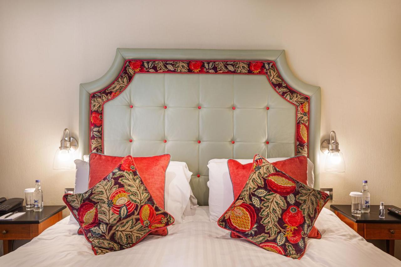 The Wynnstay Hotel, Oswestry, Shropshire Esterno foto