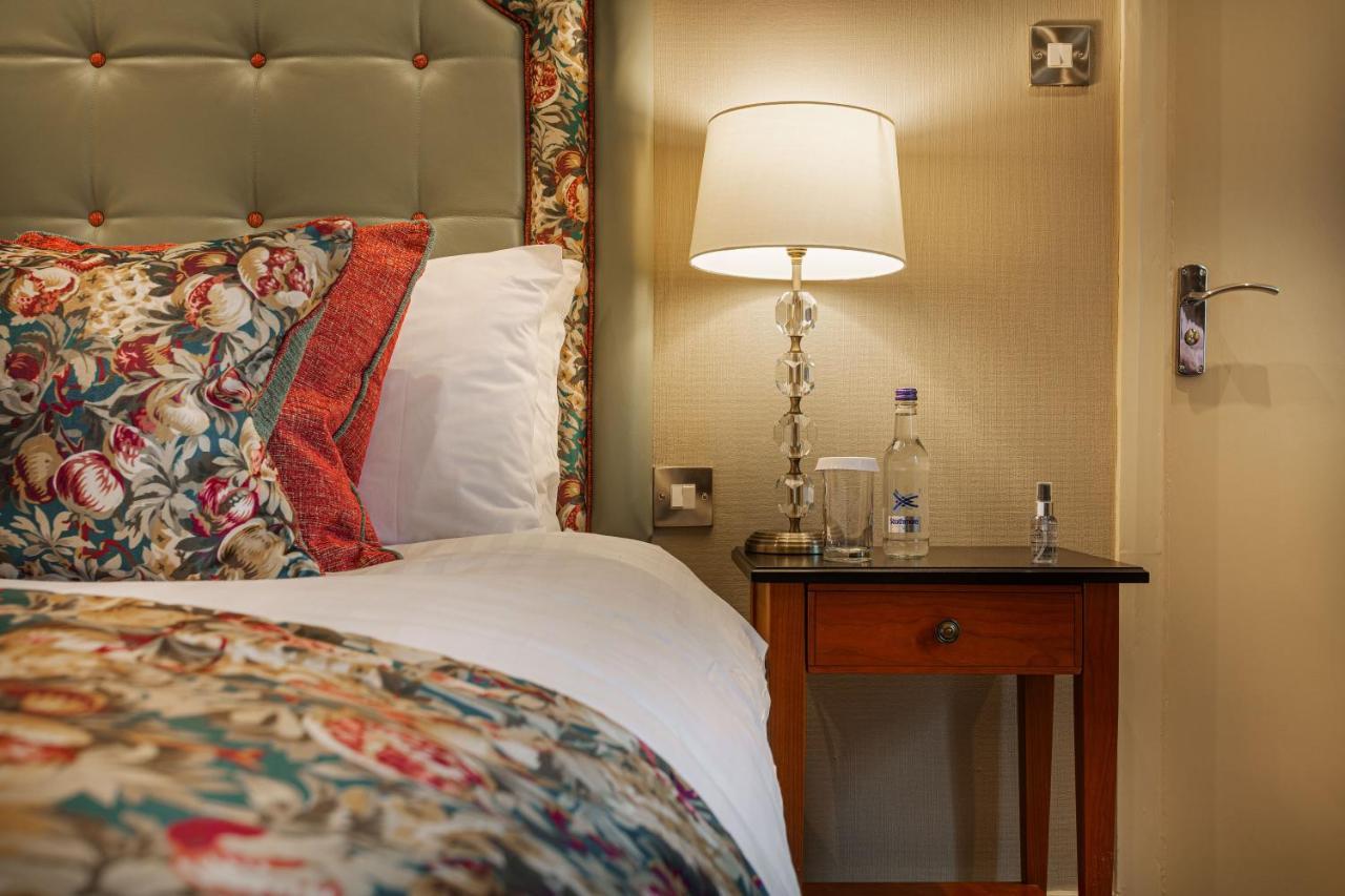 The Wynnstay Hotel, Oswestry, Shropshire Esterno foto