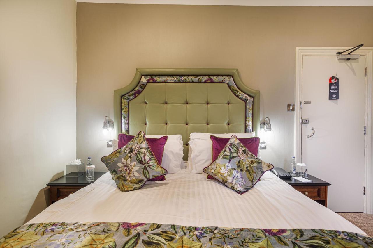 The Wynnstay Hotel, Oswestry, Shropshire Esterno foto