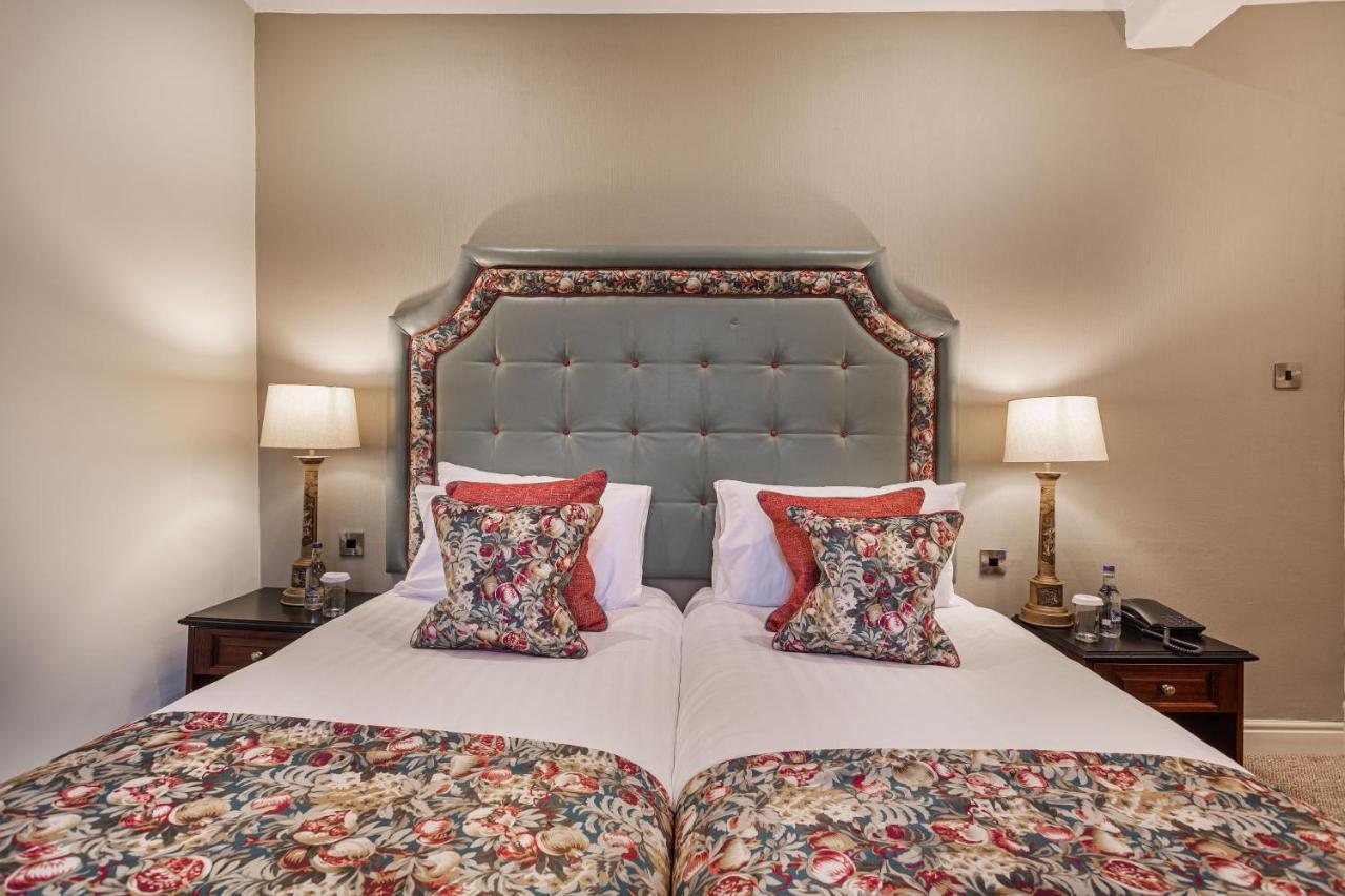 The Wynnstay Hotel, Oswestry, Shropshire Esterno foto