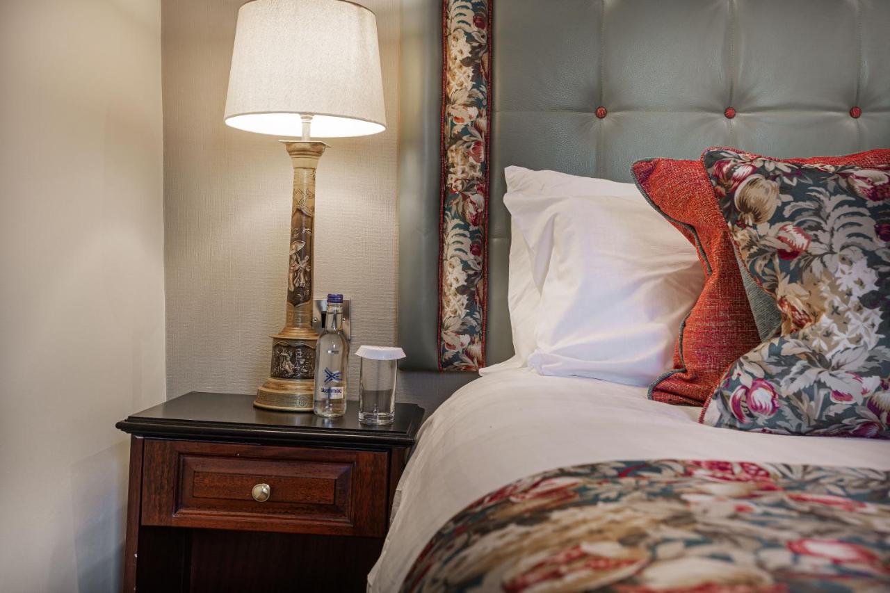 The Wynnstay Hotel, Oswestry, Shropshire Esterno foto
